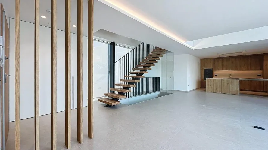 Villa de 3 dormitorios en Albir, España No. 2125 № 5