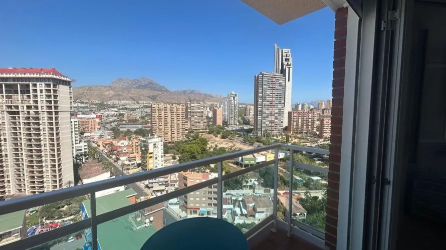 Ático de 1 dormitorio en Finestrat, España No. 2164 № 2