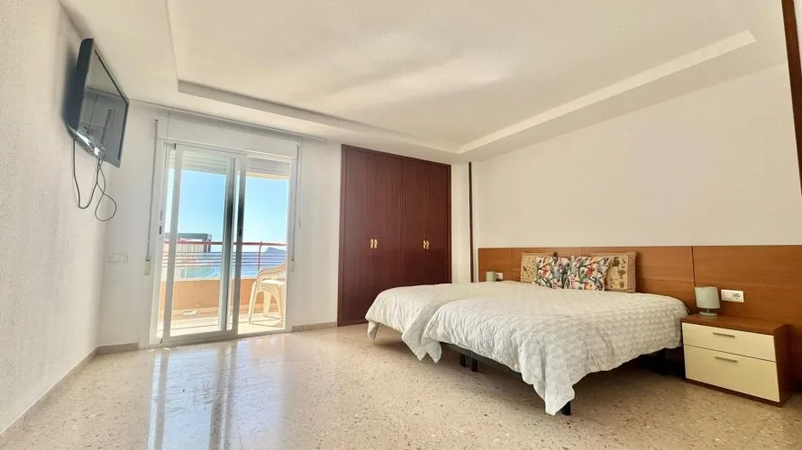 Apartamento de 2 dormitorios en Benidorm, España No. 2172 № 26