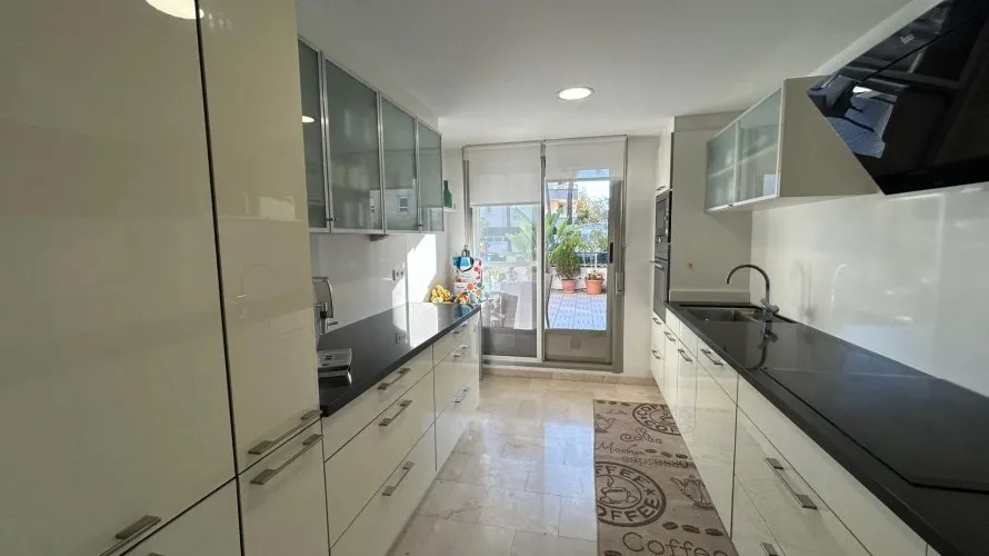 Parcela de 2 dormitorios en Albir, España No. 1989 № 6