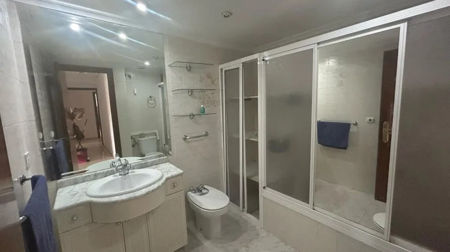 Apartamento de 2 dormitorios en Benidorm, España No. 2072 № 15