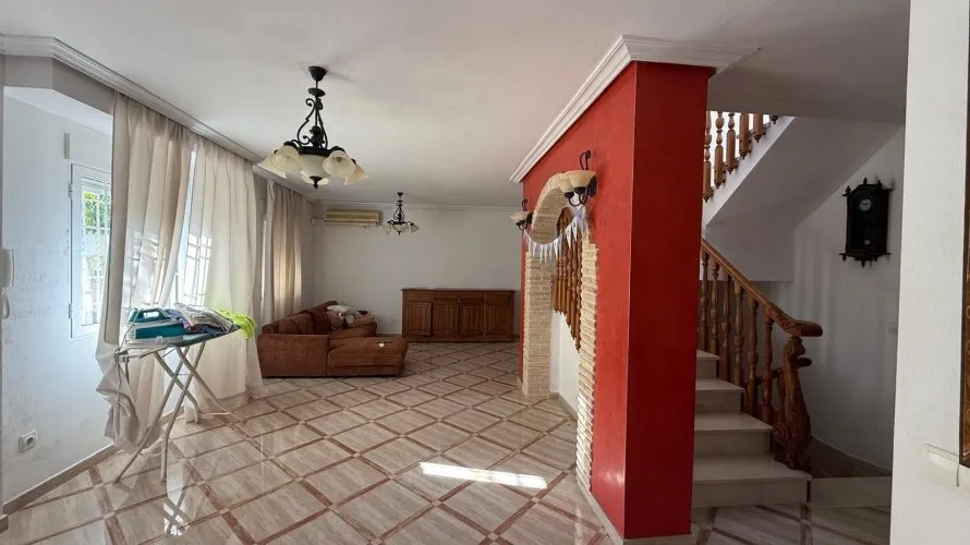 Сasa de 3 dormitorios en Torrevieja, España No. 2323 № 4