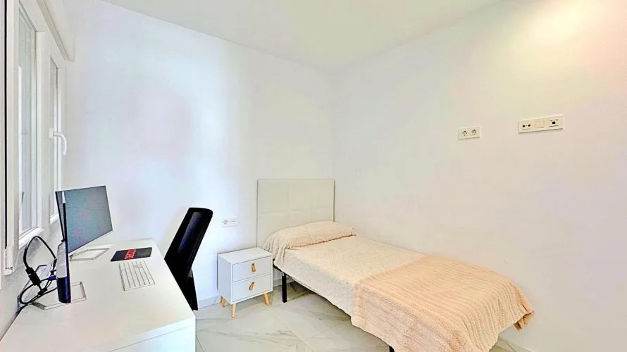 Bungalow de 3 dormitorios en Torrevieja, España No. 2167 № 16