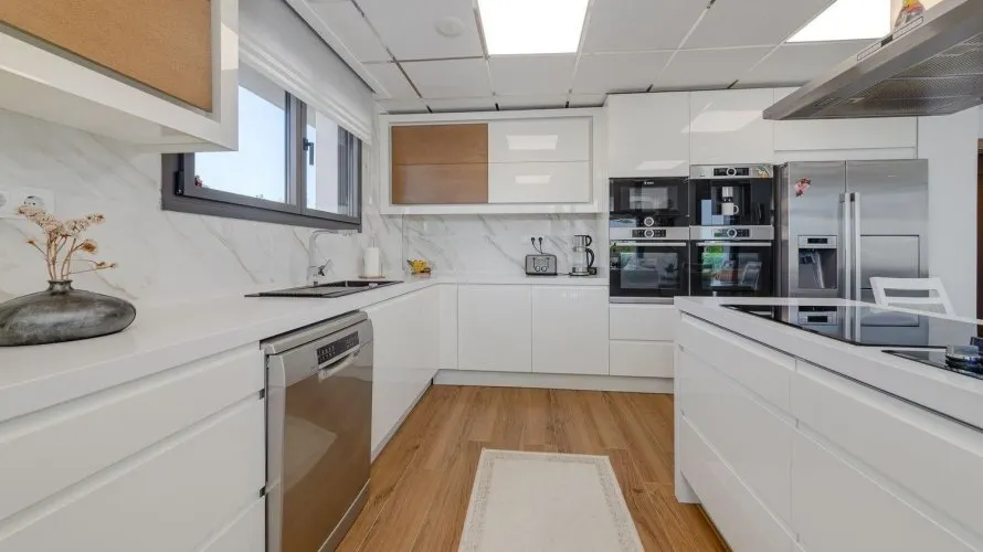 Villa de 461m² en Torrevieja, España No. 2244 № 17