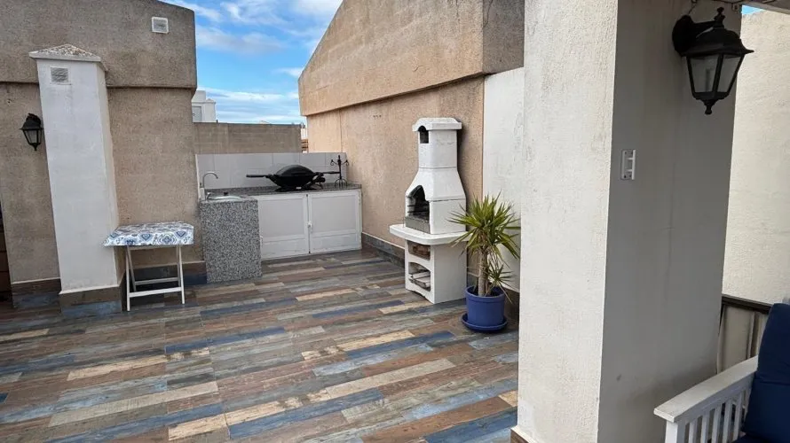 Ático de 2 dormitorios en Nueva Torrevieja, España No. 2264 № 11