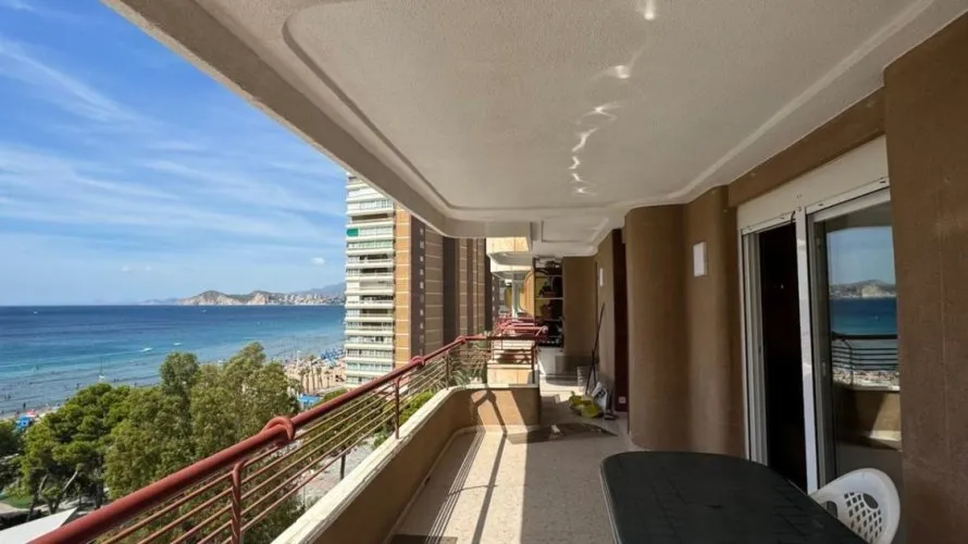 Apartamento de 2 dormitorios en Benidorm, España No. 2172 № 19