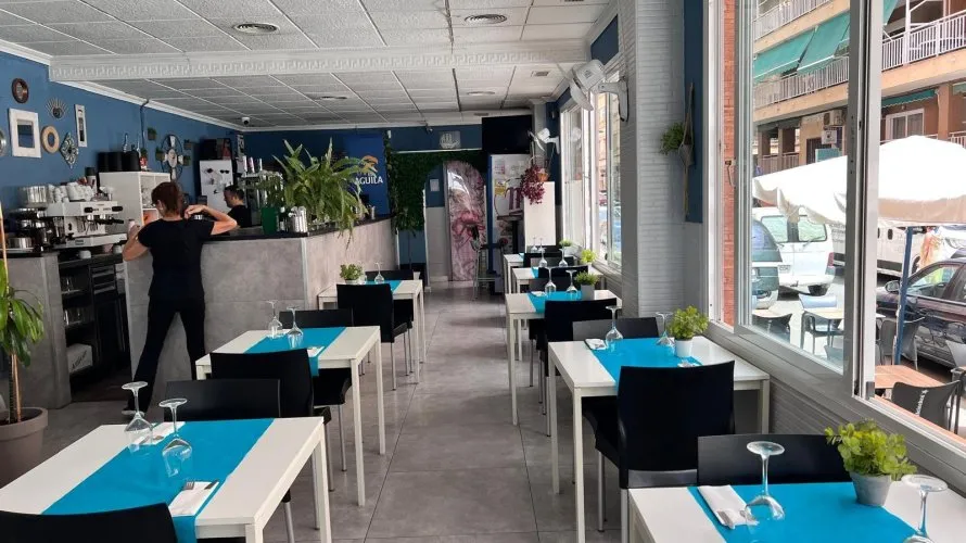 Propiedad comercial de 158m² en Torrevieja, España No. 1936 № 6