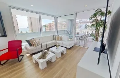 Apartamento de 2 dormitorios en Benidorm, Spain No. 1563