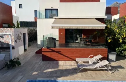 Villa de 3 dormitorios en La Alberca, España No. 2265