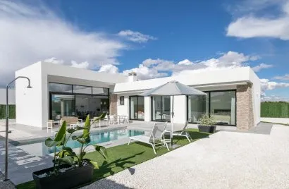 Villa de 3 dormitorios en Calasparra, España No. 2496
