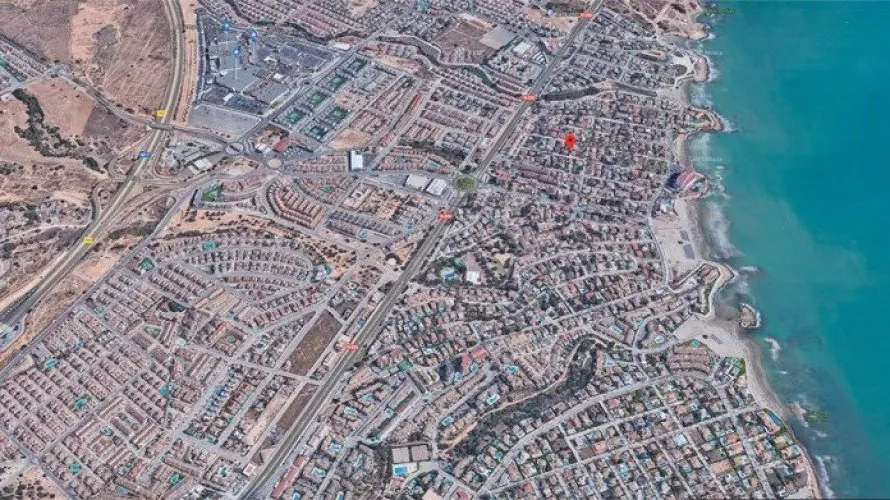 Villa de 4 dormitorios en La Zenia, España No. 1600 № 9
