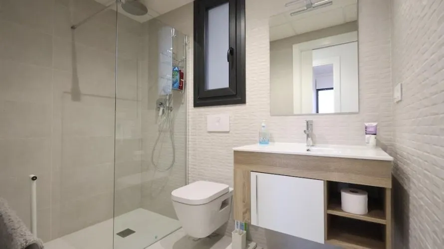 Apartamento de 2 dormitorios en Torrevieja, España No. 2596 № 7