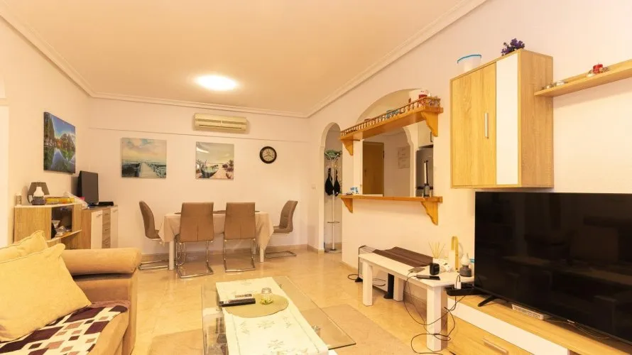 Apartamento de 1 dormitorio en Alicante, España No. 2395 № 23