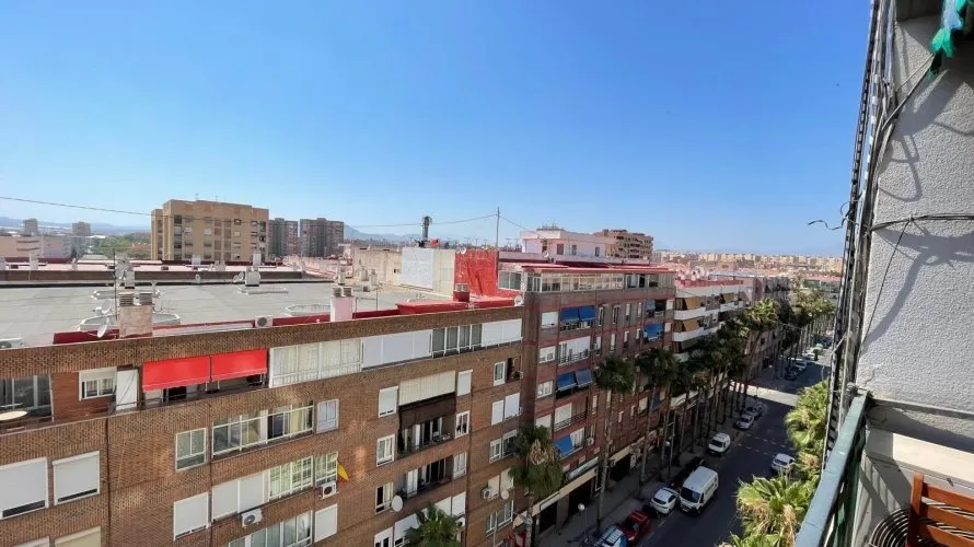 Apartamento de 2 dormitorios en Alicante, España No. 2509 № 19