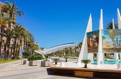Apartamento de 88m² en Torrevieja, España No. 2343