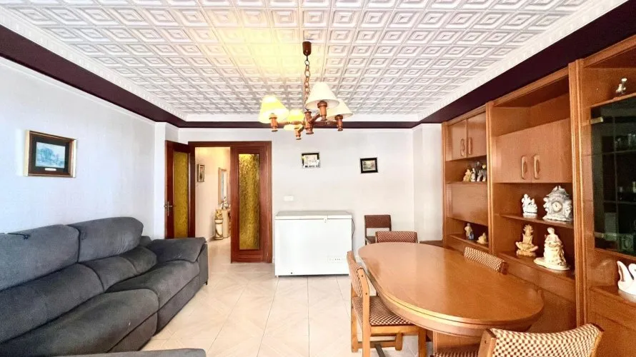 Apartamento de 3 dormitorios en Torrevieja, España No. 2358 № 2