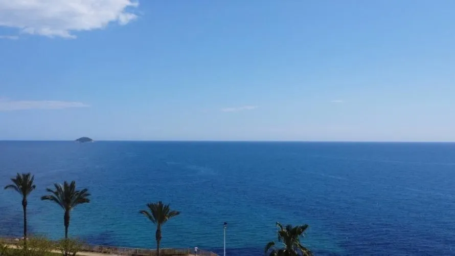 Apartamento de 2 dormitorios en Villajoyosa, España No. 1506 № 1