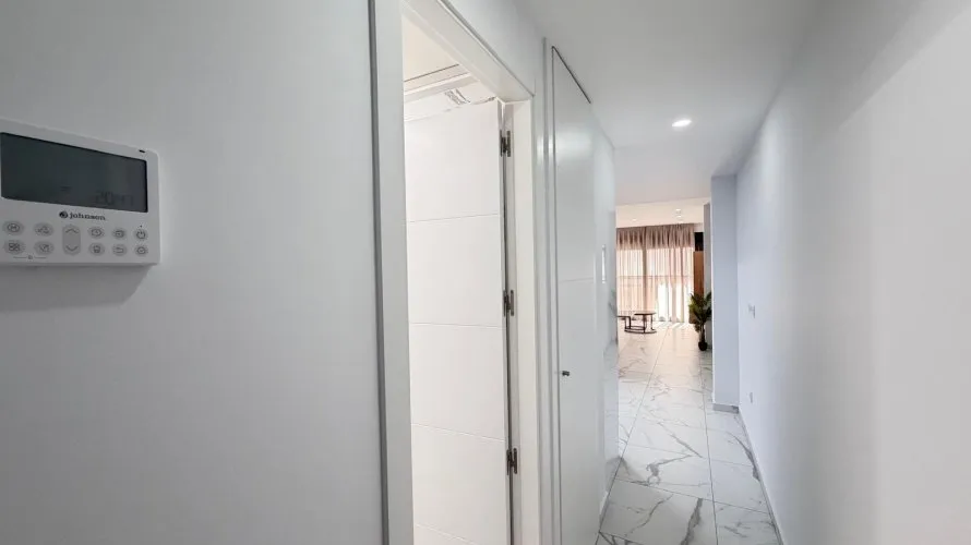 Apartamento de 2 dormitorios en Torrevieja, España No. 2273 № 18