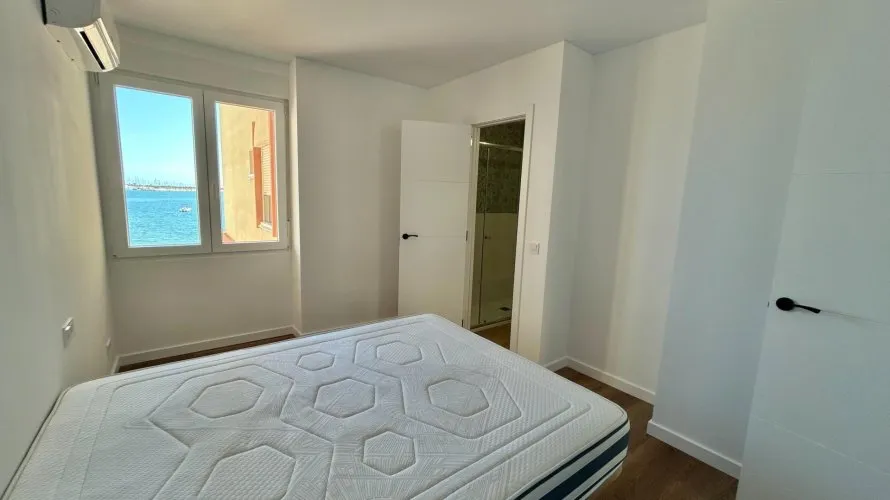 Apartamento de 2 dormitorios en Torrevieja, España No. 1515 № 23