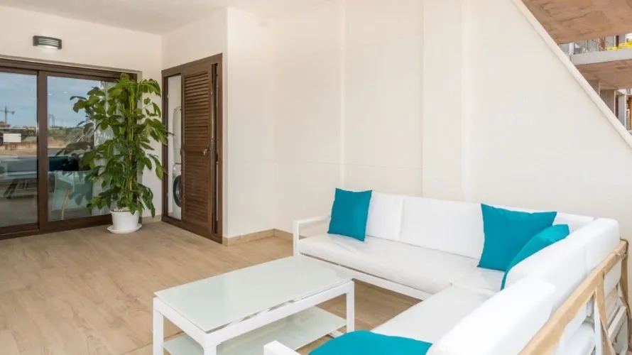 Bungalow de 3 dormitorios en Finestrat, España No. 1707 № 2