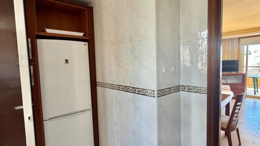 Apartamento de 2 dormitorios en Benidorm, España No. 2172 № 12