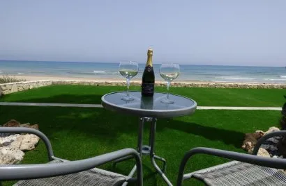 Сasa de 3 dormitorios en Cabo De Las Huertas, España No. 2559