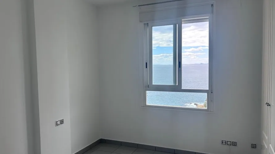 Apartamento de 1 dormitorio en Benidorm, España No. 2414 № 11
