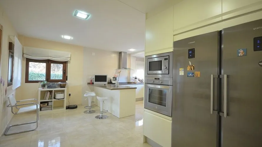 Apartamento de 5 dormitorios en Albacete, España No. 2548 № 15