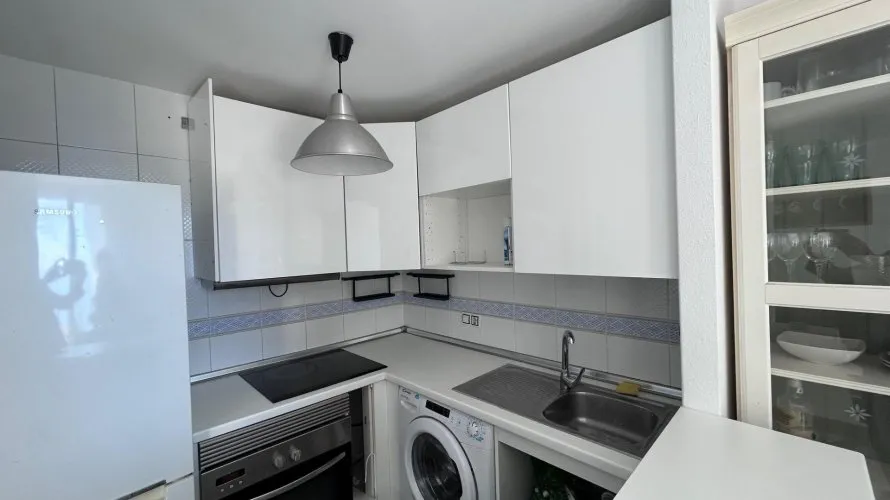 Apartamento de 1 dormitorio en Benidorm, España No. 2414 № 2