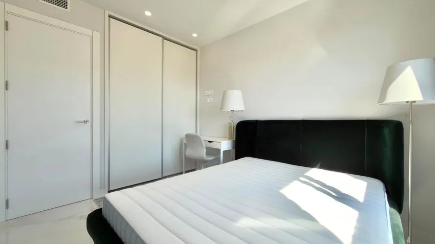 Apartamento de 3 dormitorios en Benidorm, España No. 2627 № 5