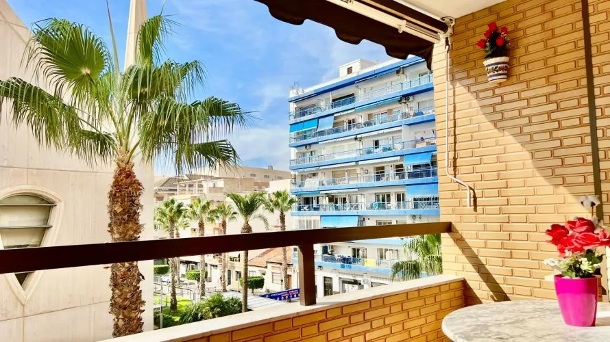 Apartamento de 3 dormitorios en Torrevieja, España No. 1522 № 21