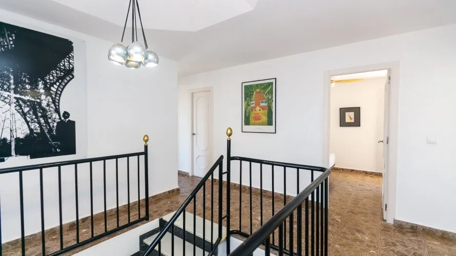 Villa de 293m² en La Zenia, España No. 2684 № 3