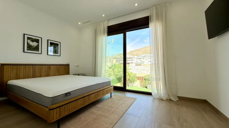 Villa de 5 dormitorios en Finestrat, España No. 2305 № 15