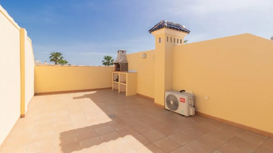 Сasa de 76m² en Alicante, España No. 2382