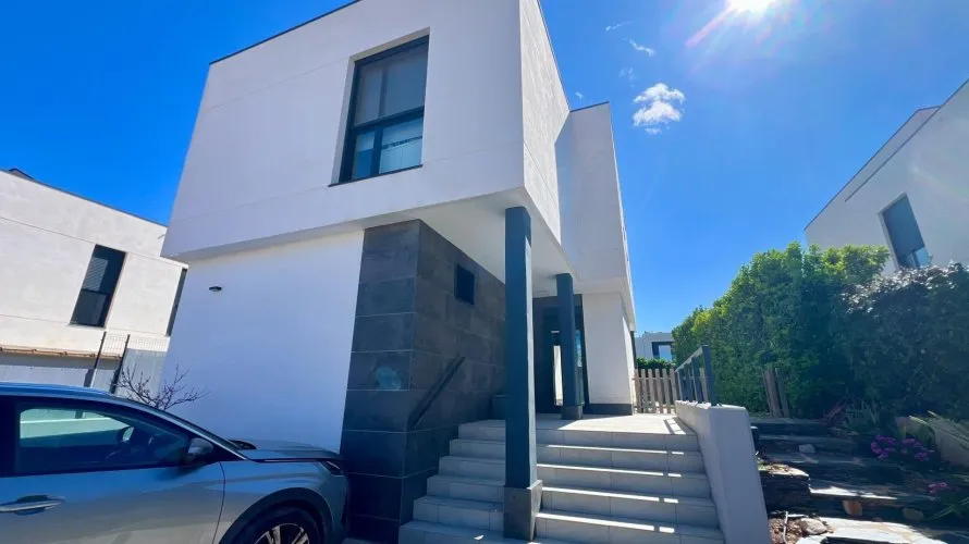 Villa de 3 dormitorios en Bétera, España No. 2608 № 26