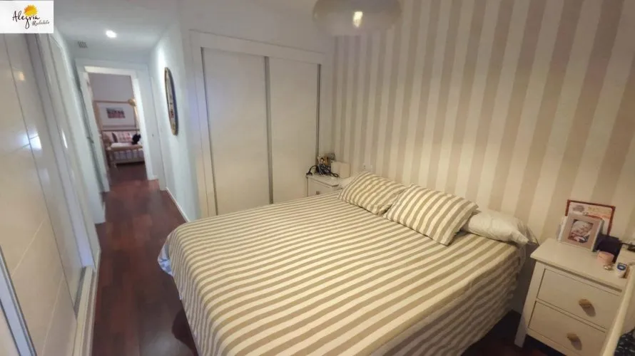 Apartamento de 3 dormitorios en Alicante, España No. 2610 № 19
