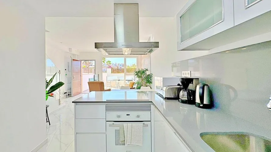 Bungalow de 3 dormitorios en Torrevieja, España No. 2167 № 20