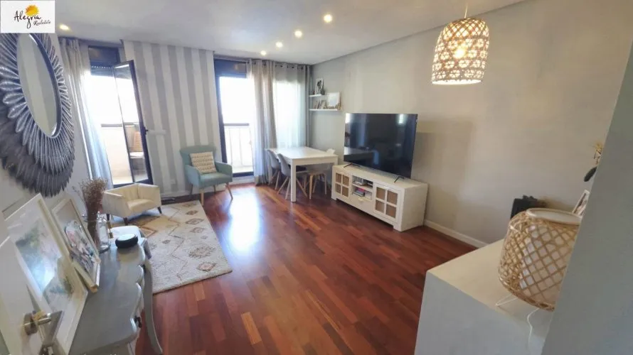 Apartamento de 3 dormitorios en Alicante, España No. 2610 № 11