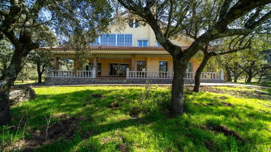 Villa de 8 dormitorios en Colmenarejo, España No. 2603 № 18
