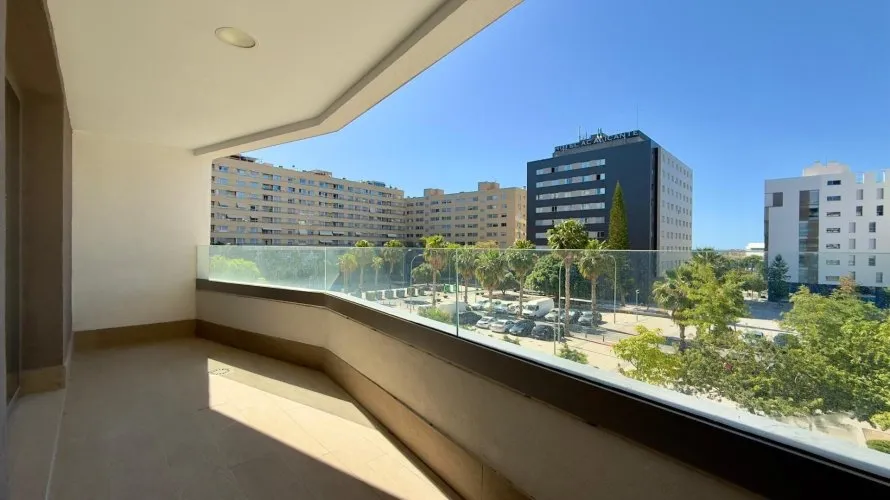 Apartamento de 3 dormitorios en Alicante, España No. 2408 № 5