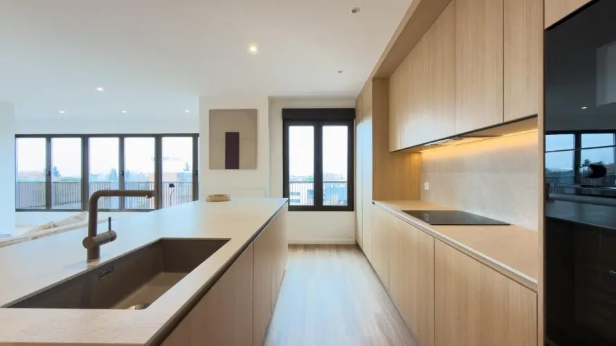 Apartamento de 3 dormitorios en Madrid, España No. 2238 № 9