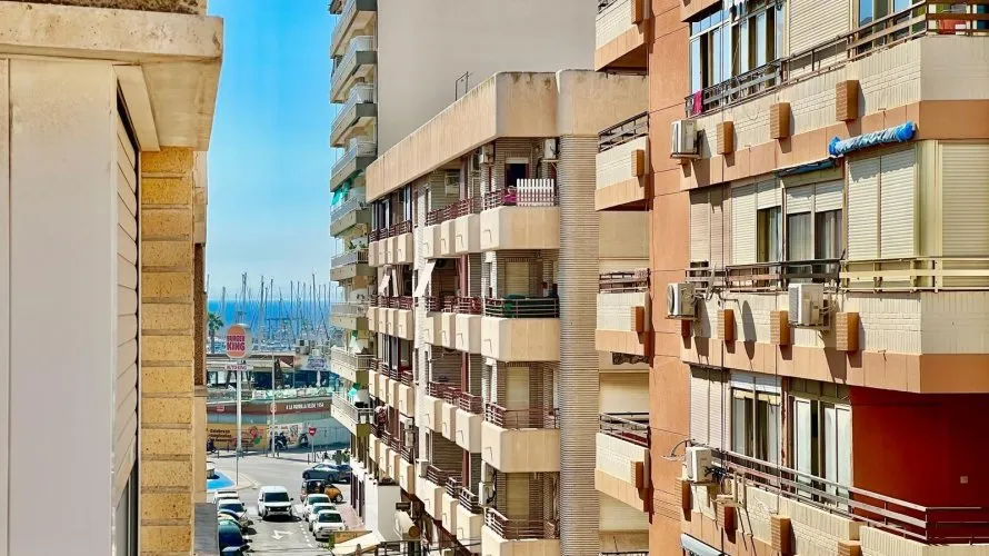 Apartamento de 1 dormitorio en Santa Pola, España No. 2277 № 9