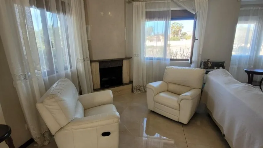 Villa de 5 dormitorios en Ciudad Quesada, España No. 1903 № 4