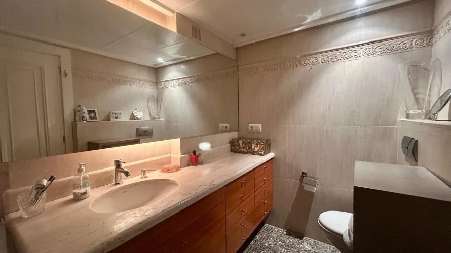 Apartamento de 3 dormitorios en Benidorm, España No. 2043 № 6