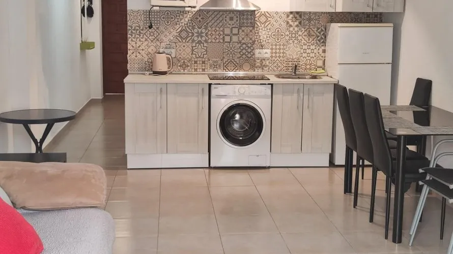 Apartamento de 1 dormitorio en Torrevieja, España No. 3011