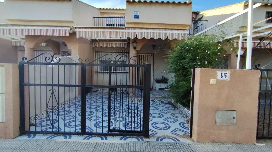 Сasa de 3 dormitorios en Los Alcázares, España No. 2939 № 21
