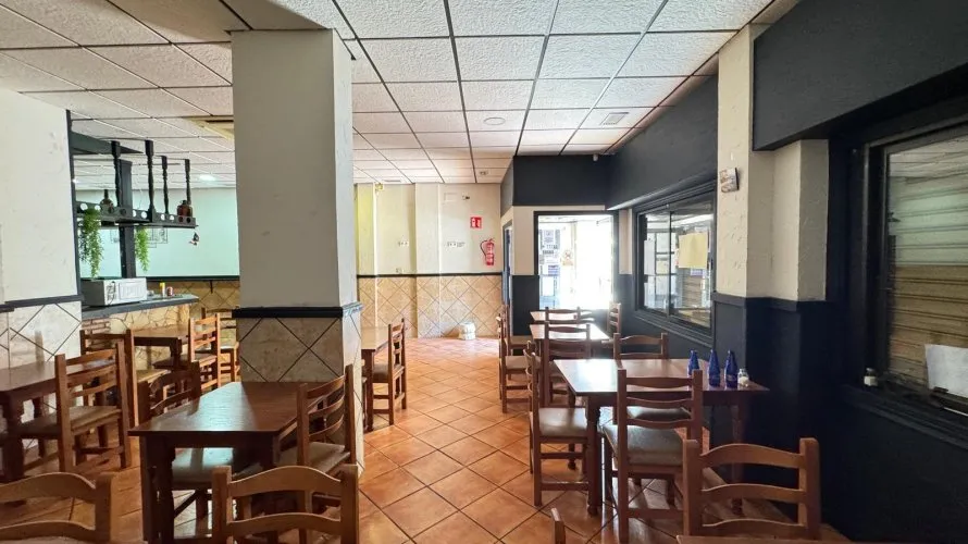 Propiedad comercial de 159m² en Torrevieja, España No. 2947 № 22