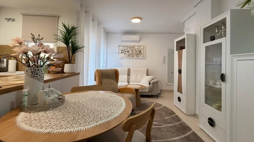 Apartamento de 3 dormitorios en Torrevieja, España No. 3037 № 14