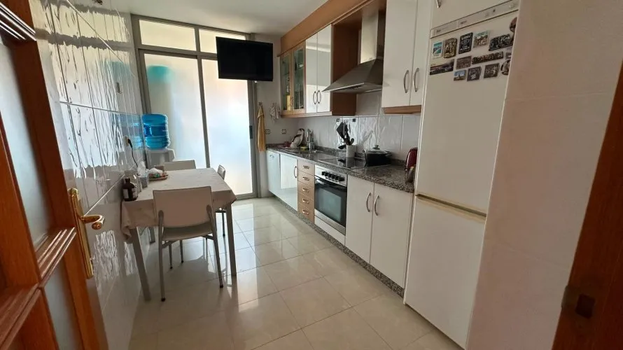Apartamento de 2 dormitorios en Villajoyosa, España No. 2913 № 28
