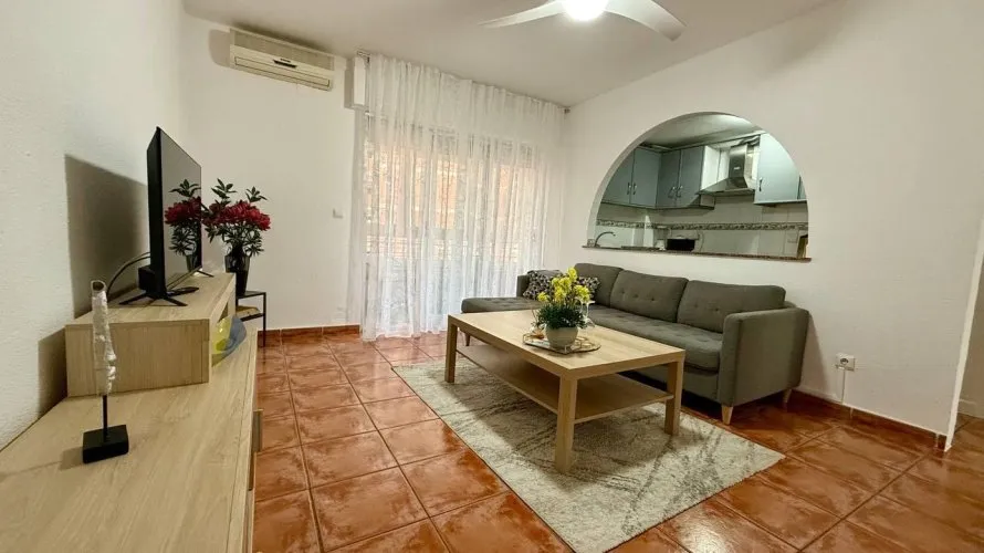 Apartamento de 2 dormitorios en Torrevieja, España No. 2935 № 25